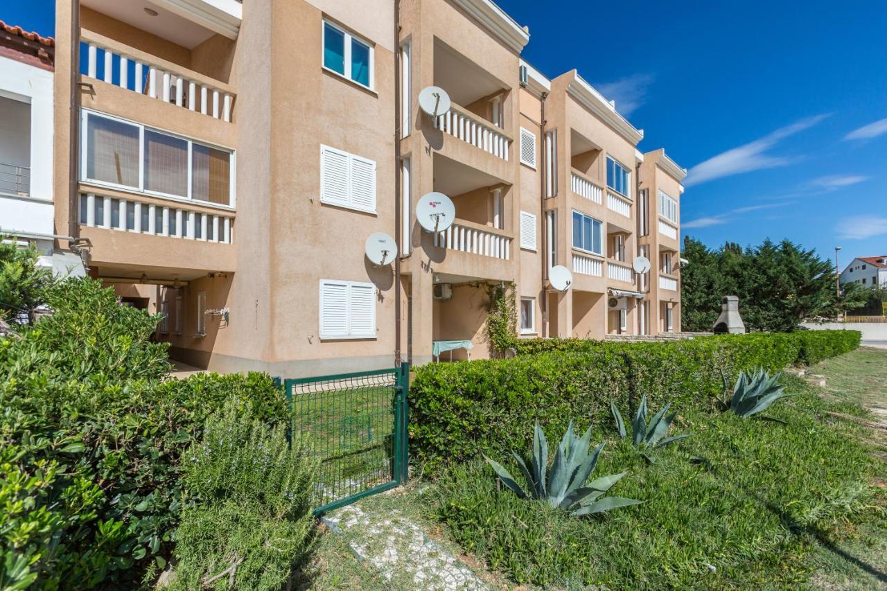 Milena Apartment Medulin Exterior photo