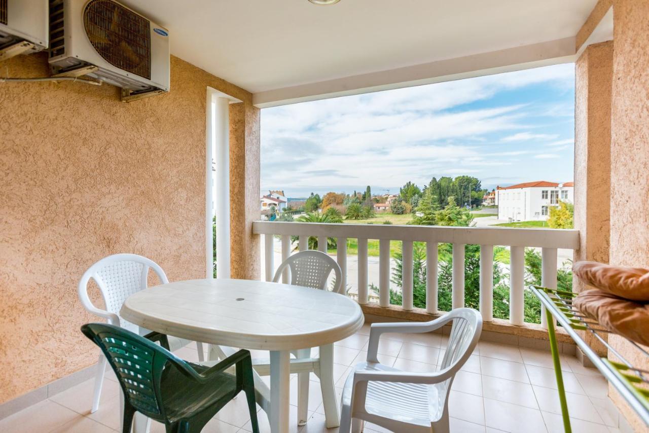 Milena Apartment Medulin Exterior photo
