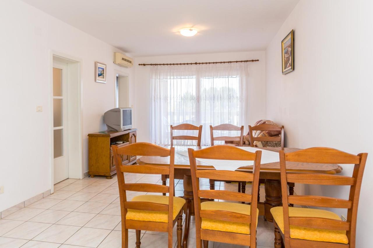 Milena Apartment Medulin Exterior photo